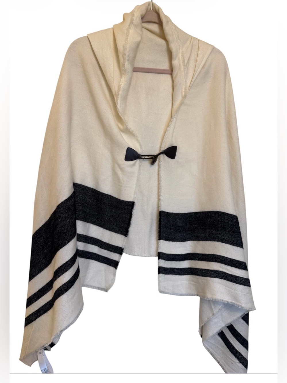 Ecote Urban Outfitters Hooded Cape Poncho Ivory Black Toggle Wrap OS